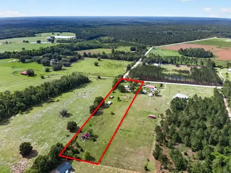 18494 Broken Arrow Road Hilliard FL 32046