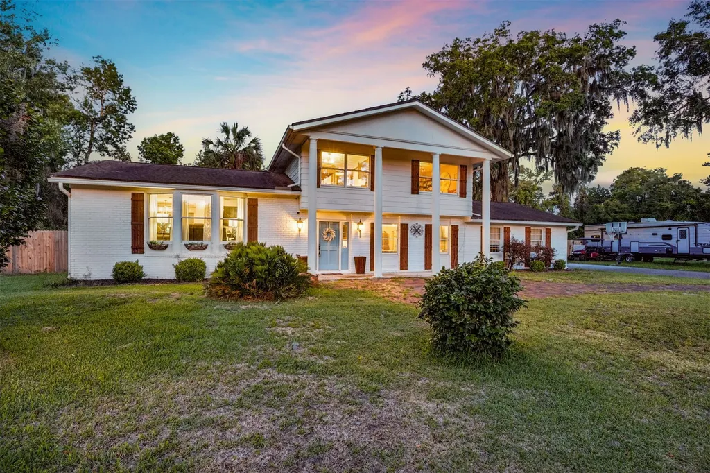 17459 Eagle Bend Boulevard Jacksonville FL 32226