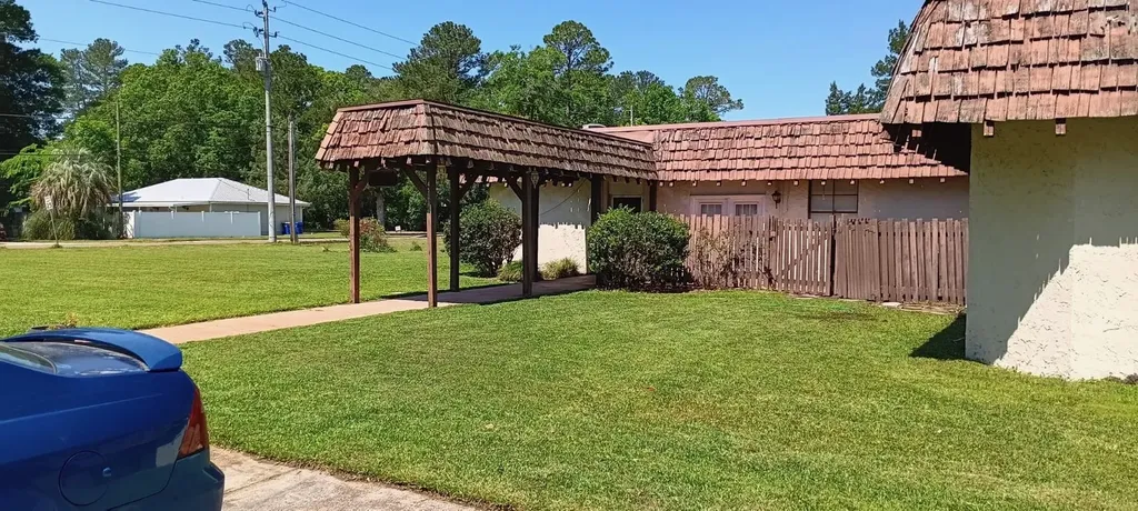 45097 Fourth Avenue Callahan FL 32011