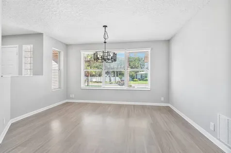 7047 Rivercrest Drive Jacksonville FL 32226