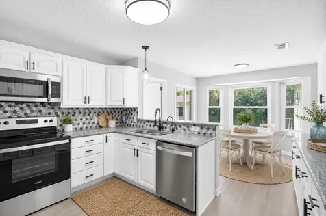 7047 Rivercrest Drive Jacksonville FL 32226