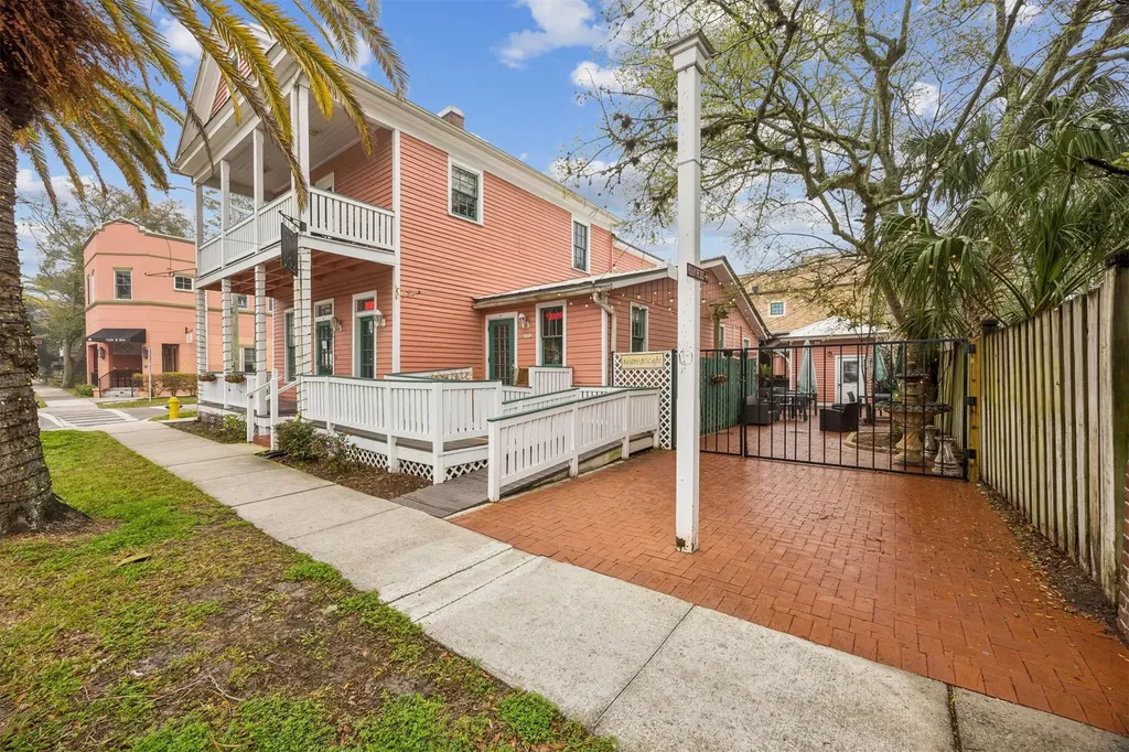218 Ash Street Fernandina Beach FL 32034