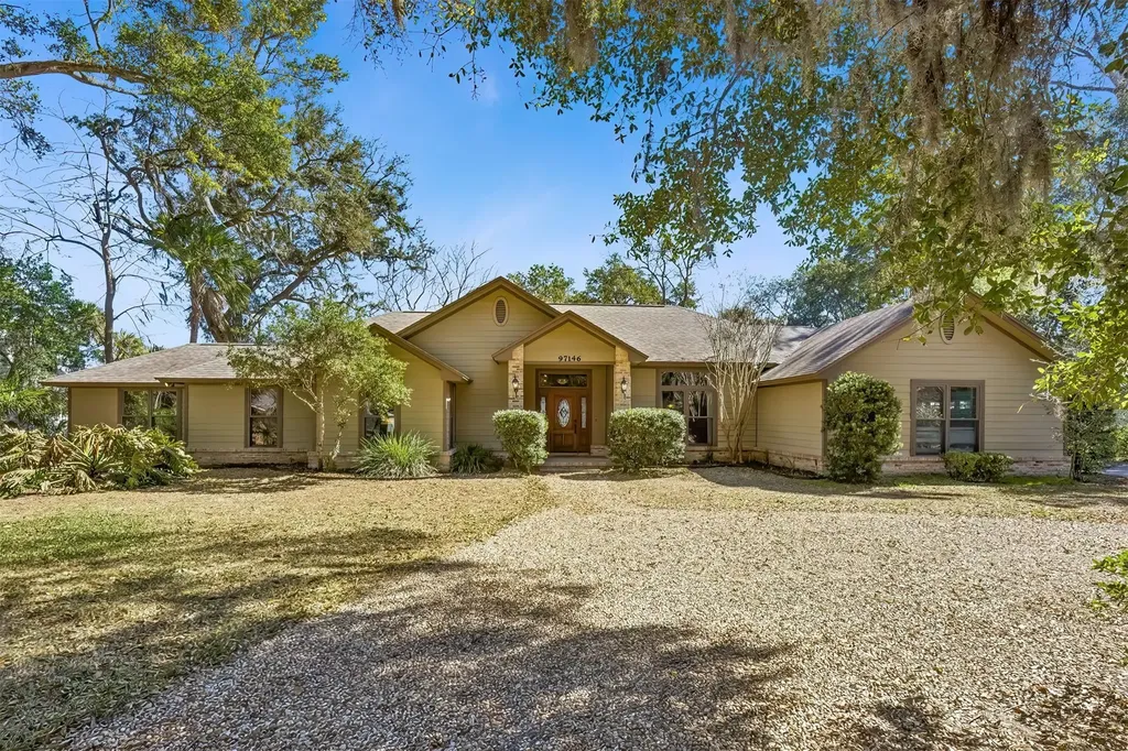 97146 Pirates Point Road Yulee FL 32097