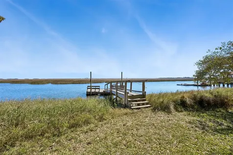 97146 Pirates Point Road Yulee FL 32097