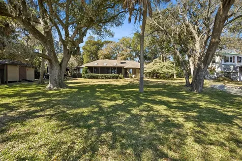 97146 Pirates Point Road Yulee FL 32097