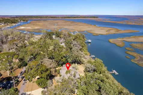 97146 Pirates Point Road Yulee FL 32097