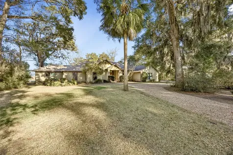 97146 Pirates Point Road Yulee FL 32097