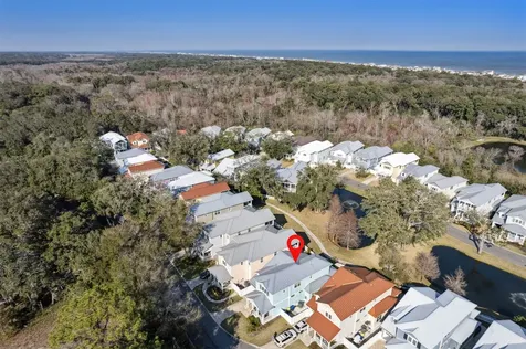 1981 Amelia Oaks Drive Fernandina Beach FL 32034