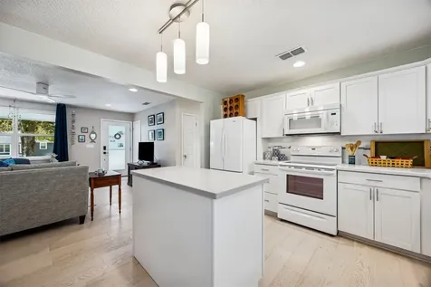 1102 N 15th Street Fernandina Beach FL 32034