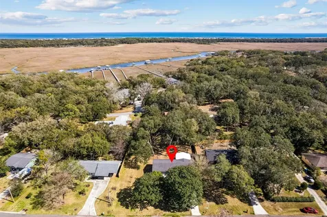 1102 N 15th Street Fernandina Beach FL 32034