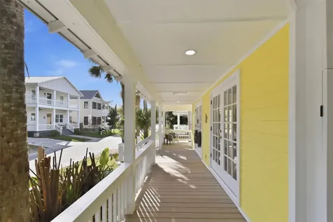 913 White Street Fernandina Beach FL 32034