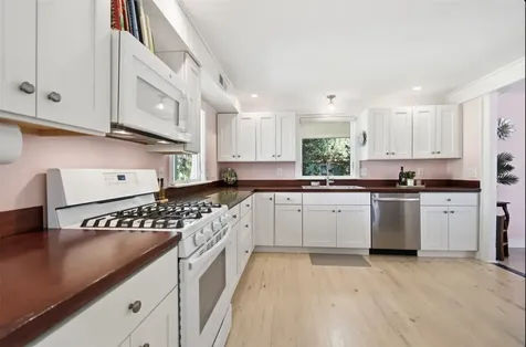 913 White Street Fernandina Beach FL 32034