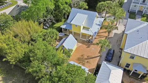 913 White Street Fernandina Beach FL 32034