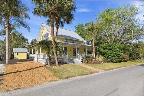 913 White Street Fernandina Beach FL 32034