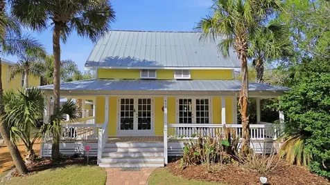 913 White Street Fernandina Beach FL 32034
