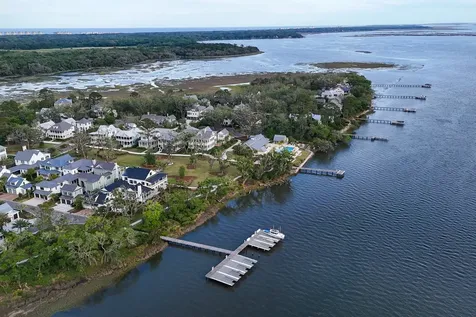 129 Crane Island Drive Fernandina Beach FL 32034