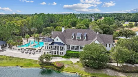 94018 Hemlock Court Fernandina Beach FL 32034