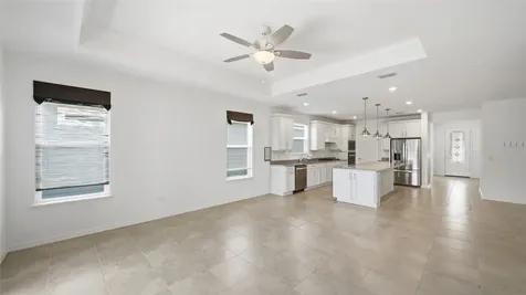 293 Continuum Loop Yulee FL 32097