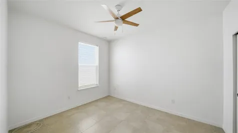 293 Continuum Loop Yulee FL 32097