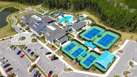 293 Continuum Loop Yulee FL 32097
