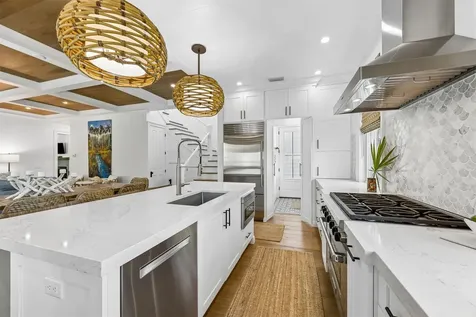 511 Ash Street Fernandina Beach FL 32034