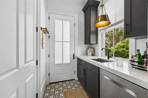 511 Ash Street Fernandina Beach FL 32034