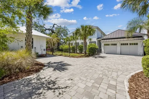 511 Ash Street Fernandina Beach FL 32034