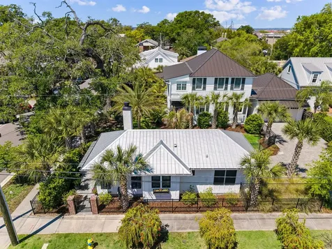 511 Ash Street Fernandina Beach FL 32034