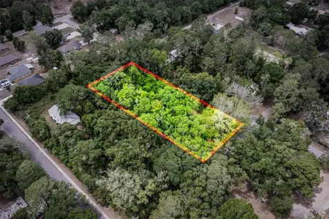 27130 Kentucky Street Hilliard FL 32046