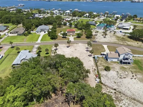 9110 Woodsman Cove Lane Jacksonville FL 32226