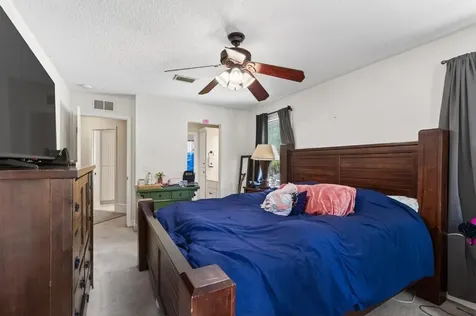 45107 Booth Street Callahan FL 32011