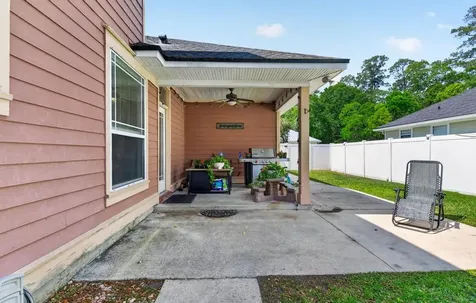45107 Booth Street Callahan FL 32011