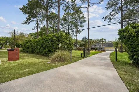 85764 Blackmon Road Yulee FL 32097