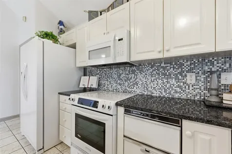 2144 E Lakeside Drive Fernandina Beach FL 32034