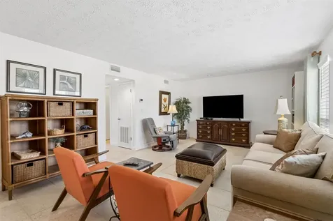 631 Tarpon Avenue Fernandina Beach FL 32034