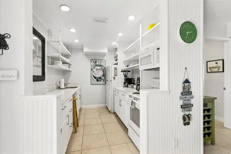 631 Tarpon Avenue Fernandina Beach FL 32034