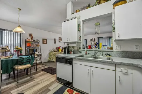 528 S 13th Terrace Fernandina Beach FL 30234