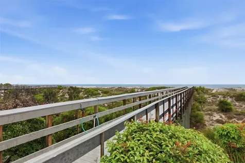 4776 Amelia Island Parkway Fernandina Beach FL 32034