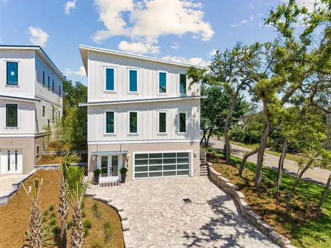 2696 1st Avenue Fernandina Beach FL 32034