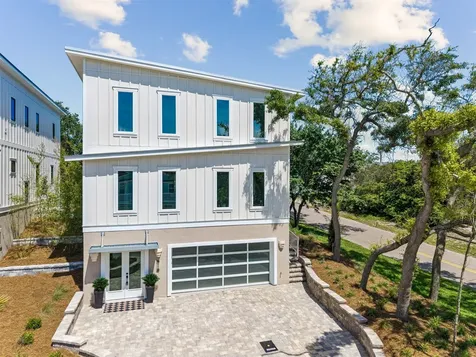 2696 1st Avenue Fernandina Beach FL 32034