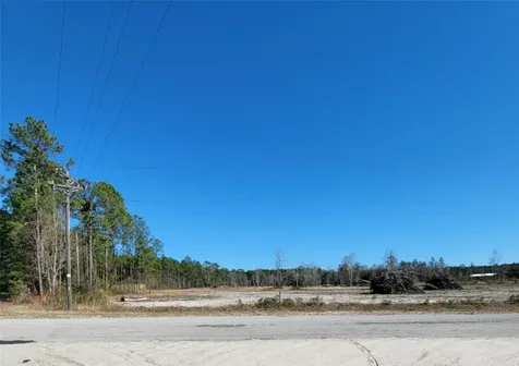 472749 Middle Road Hilliard FL 32046