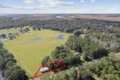 Lots 25-30 33-37 40-41 Radio Avenue Yulee FL 32097