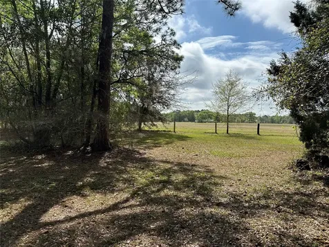 Lots 25-30 33-37 40-41 Radio Avenue Yulee FL 32097