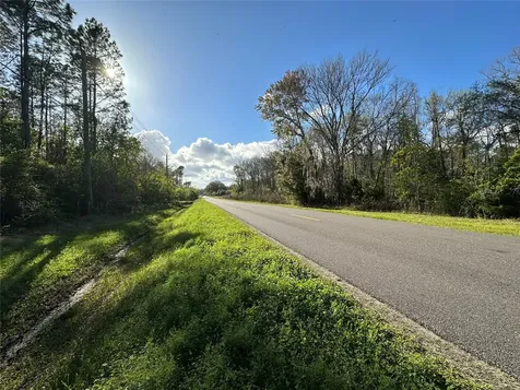 Lots 25-30 33-37 40-41 Radio Avenue Yulee FL 32097