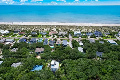 3635 1st Avenue Fernandina Beach FL 32034
