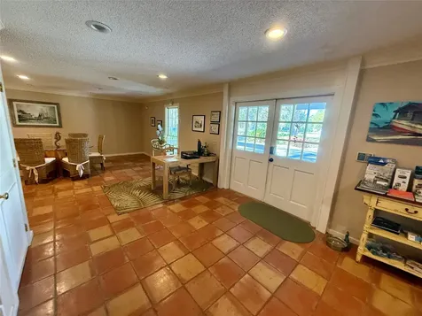 4856 First Coast Hwy, Suite 3 Fernandina Beach FL 32034