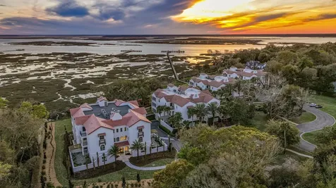 5071 First Coast Highway Fernandina Beach FL 32034