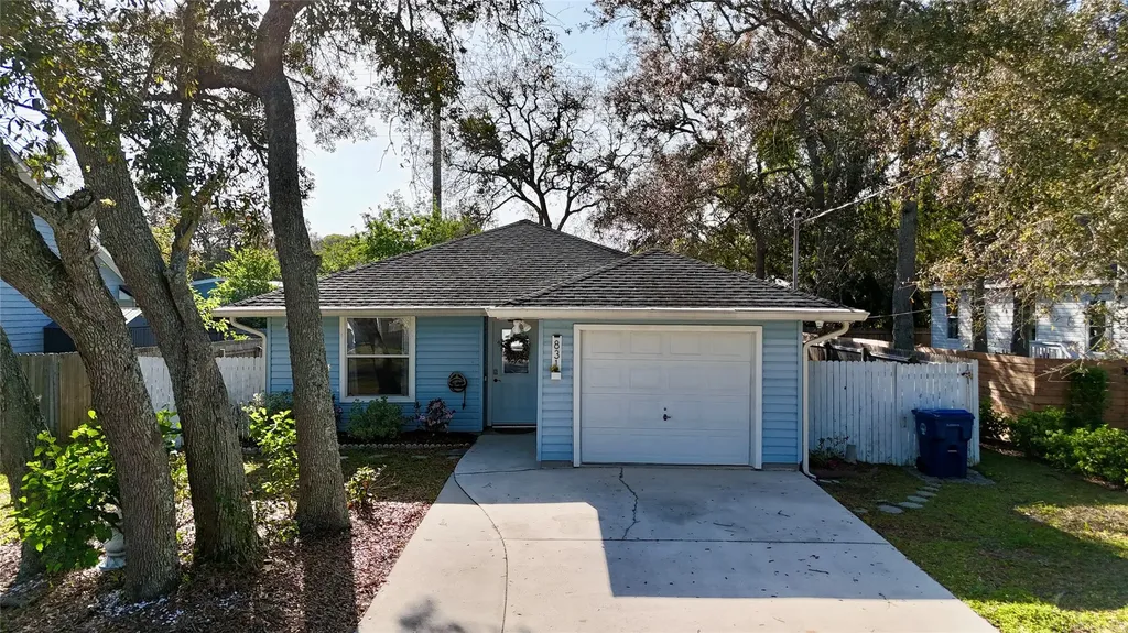 831 Division Street Fernandina Beach FL 32034