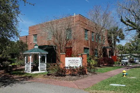831 Division Street Fernandina Beach FL 32034
