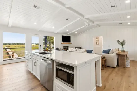 1421 Highland Drive Fernandina Beach FL 32034
